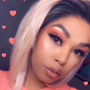 Meet your Posher, Breez